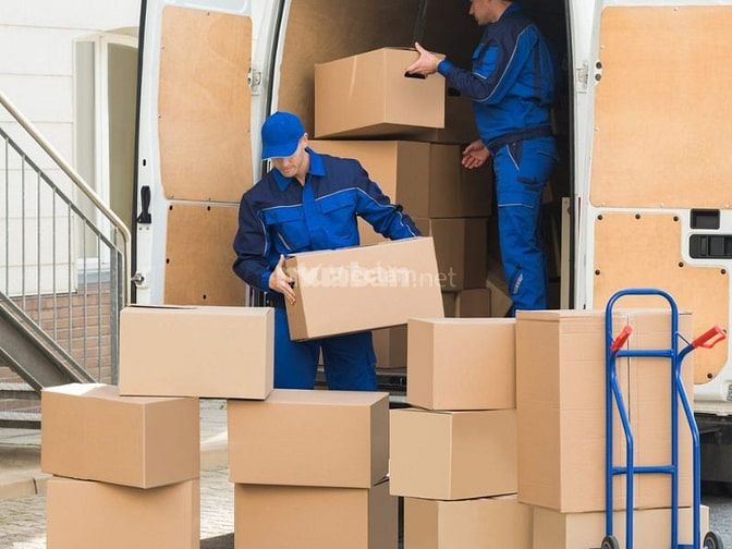 Nhân viên bốc xếp mang lại nguồn thu nhập khá ổn định