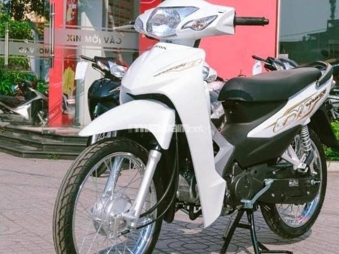 Wave Alpha 2022 cũ vẫn giữ được thiết kế trẻ trung và năng động