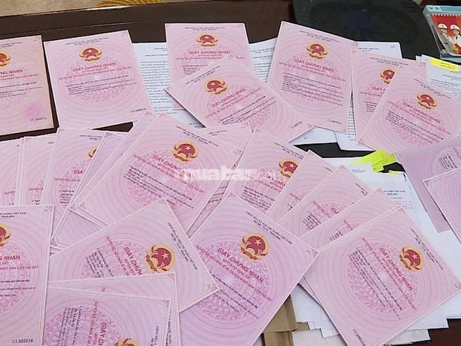 Người mua nên kiểm tra kỹ càng tính pháp lý trước khi quyết định mua nhà sổ hồng riêng dưới 2 tỷ