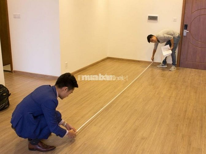 Kiểm tra tình trạng căn nhà 