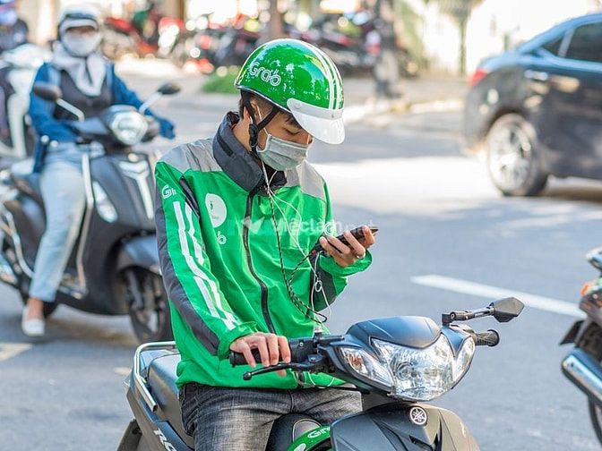 Chạy xe công nghệ