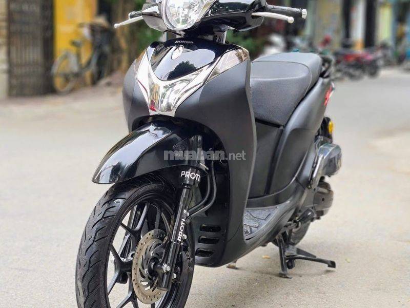 Kiểu dáng thanh lịch của SH Mode 2013