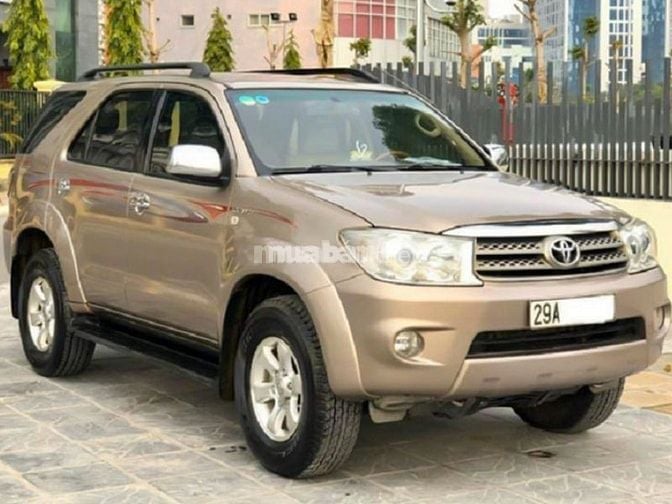 Nhu cầu sở hữu xe ô tô 7 chỗ cũ đang tăng lên