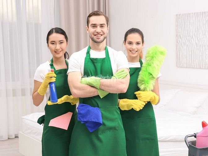 Nhân viên tạp vụ