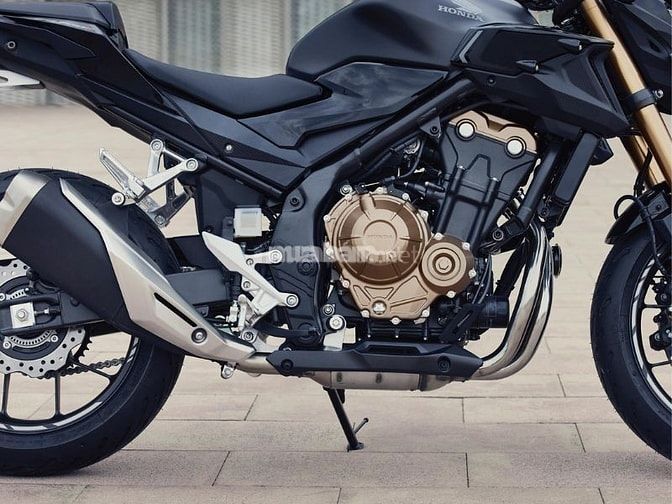 Honda CB500F được trang bị động cơ 471cc