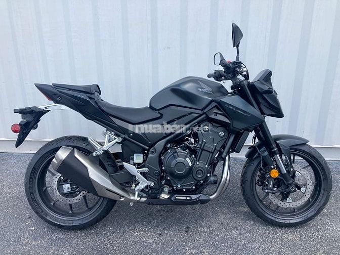 Honda CB500F trang bị nhiều tiện ích, công nghệ