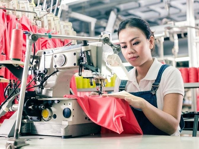 Công nhân là vị trí tuyển thời vụ xuyên suốt