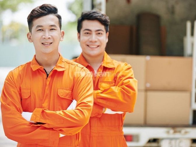 Công nhân bốc xếp