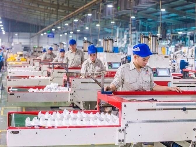 Công nhân sản xuất là công việc thời vụ phổ biến tại KCN Sóng Thần 