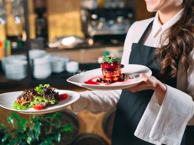 Mô tả công việc của nhân viên phục vụ nhà hàng