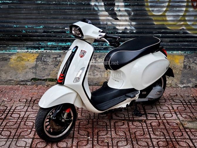 Cập nhật giá bán xe Vespa 2020 cũ