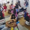 Cần tuyển 2 thợ nữ phụ tóc nam ăn chia , bao phụ liệu ( có bao lương )