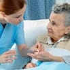 Tuyển Giúp Việc Ở Lại: Chăm Em Bé – Giúp Việc Nhà – Ở Với Người Già