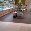 Shop phụ kiện bách hóa tuyển nhân viên phụ bán và dọn dẹp shop