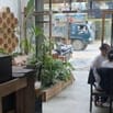 Cần người phụ bán nước tiền theo giờ 25k