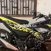 Xe Satria vàng đen