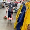 Tuyển Tạp Vụ siêu Thị Ưu Tiên Cô Chú Trung Niên Gắn Bó Lâu Dàu