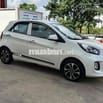 Kia Morning 2015 1.25 MT mua về chỉ việc chạy
