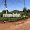 Cần bán lô đất mặt tiền đường lớn , có 300 thổ cư