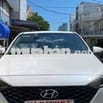 Hyundai Accent ĐB cửa nóc 2023 Tự động Trắng