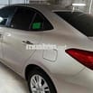 Toyota Vios Số tự động Vàng cát