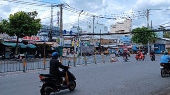 C chủ Nhà 3/16 Phạm Hùng, DT 4x18m, 1 Lầu, 3pn, sổ hồng. ĐB.