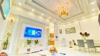 CC bán rẻ căn nhà 60m2 Âu Dương Lân-Q8/930tr, HXH, SHR bao sang sổ