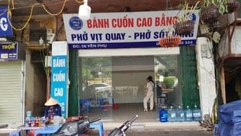 Cho thuê, bán cửa hàng ở số 56 đường Yên Phụ to gần dốc Hàng Than