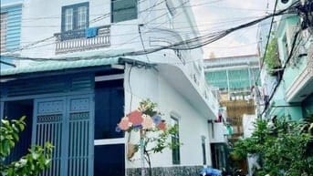 Bán gấp nhà HẺM 4M THÔNG- đ. Hậu Giang, p11, Q6, 1tỷ 85/ 40m2.