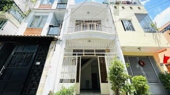 Bán gấp nhà Đường số 18, Hiệp Bình Chánh, Thủ Đức. Giá 2,69 tỷ/48m2