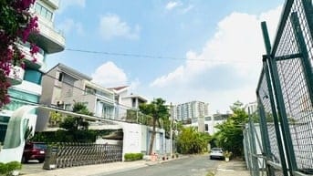 Bán gấp Khuôn đất Biệt thự 600m2 trục Trần Não Q2 xây 5 Tầng chỉ 68 tỷ