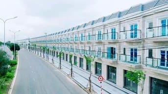 Bán 2 căn Shophouse Mê Linh , Lakeside . kẹp thêm công viên bên cạnh