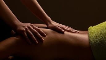 Massage body  cho nữ tại nhà, ks 