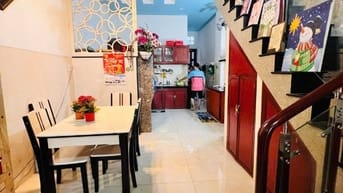 BÁN NHÀ ĐẸP 1 TRỆT 1 LẦU 3PN 2WC đường số 8, phường Linh Xuân chỉ 4 tỷ