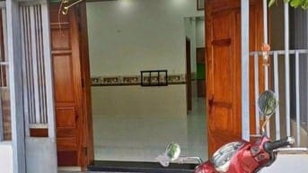 Bán gấp nhà 80m2 Giá Chỉ 720tr (SHR) Tại Bà Điểm 4 , Hóc Môn Gấp Gấp !