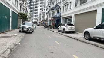 Shophouse Sông Hồng 84m2, nhà thô 5 tầng, đường 12m, ngay sau lưng mặt