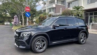 MERCEDES GLB200 AMG MODEL 2021 NHẬP KHẨU 7 CHỖ