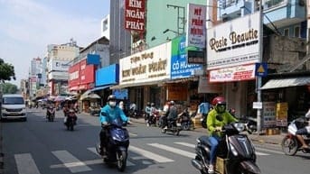 Nhà MTKD Tân Hương 4,3m x 22m, 2 lầu,  đường NB 8m 