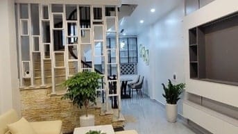 CC bán nhà Cạnh The Manor Nguyễn Xiển 41m 5 tầng 6 tỷ