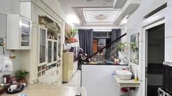 Cần vốn bán nhà Lý Chính Thắng, Phường 8, Quận 3, Giá 3 tỷ 340, SHR