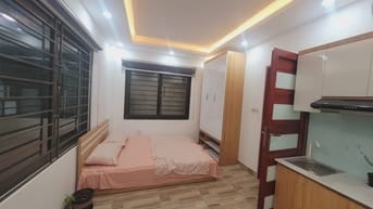 CC cần bán nhà 30 m2 5 tầng, nhà đẹp ngõ thông cách ô tô tránh 20 m