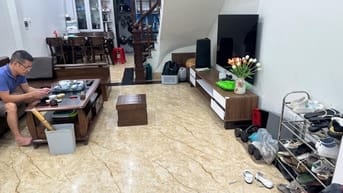 Mỹ Đình, nhà đẹp, dân xây 42m2, lô góc,2 thoáng, oto 50m 8.2tỷ