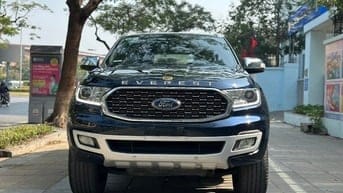 Cần Bán Xe Ford Everest Titanium 4x2 sx 2021 zin đét 100% quá đẹp.