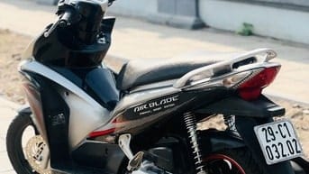 HONDA AIR BLADE 110 FI BIỂN HN ĐỜI CHÓT MÁY ZIN NGON