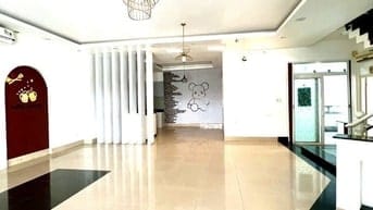 Cho thuê VILLA 2 Mặt tiền Hẻm Xe Hơi đường Điện Biên Phủ, Bình Thạnh