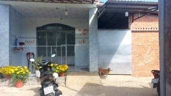Bán nhà Vình Thành Chợ Lách dt 180m thổ 100% 