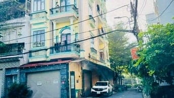 Bán nhà hxh 4 lầu 17 phòng  (5,5x16) 143/2 PHẠM HUY THÔNG p6 Gò Vấp