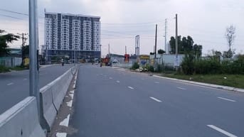 Cho thuê kho xưởng DT: 750m2 đến 1000m2 , ngay MT đường Liên Phường, 