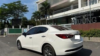 cần bán Mazda 2 1.5 AT Luxury sx- 2020 màu trắng, Xe đẹp ngay chủ bán