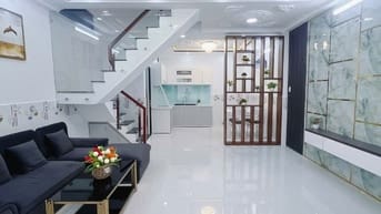 Chủ Cần Bán Gấp Hạ Còn Hơn 4 tỉ xíu 50m2. Nhà Tầng 